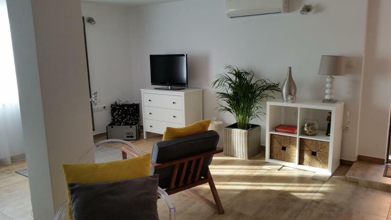 Studio Apartman Providence Šibenik Exteriör bild